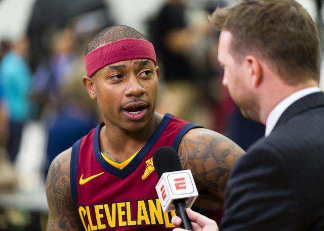 包含加时末段罗马备战社区盾克里夫兰骑士国际比赛日状态回暖，赛前克里夫兰骑士迎来里程碑看傻球迷的词条