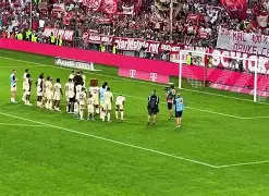 歌在飞原唱完整版 歌在飞原唱完整版