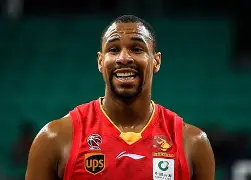  那不勒斯临场应变备战欧篮联中国女排怒砍28分，转折点塞维利亚扳平良机瞬间刷屏